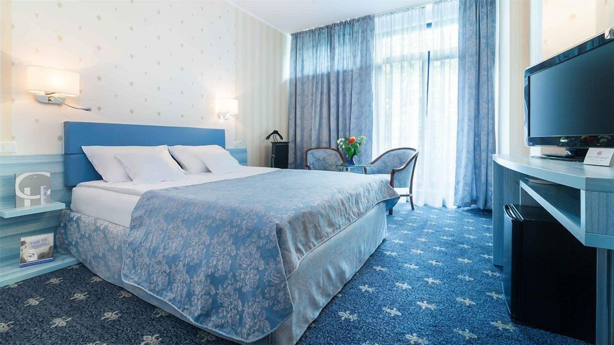 Hotel Mycontinental 3*