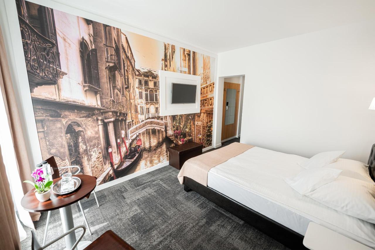 Hotel Mycontinental 3*